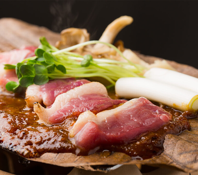 名物 朴葉焼き