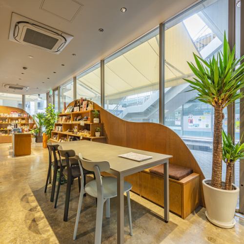 KATARU 店内